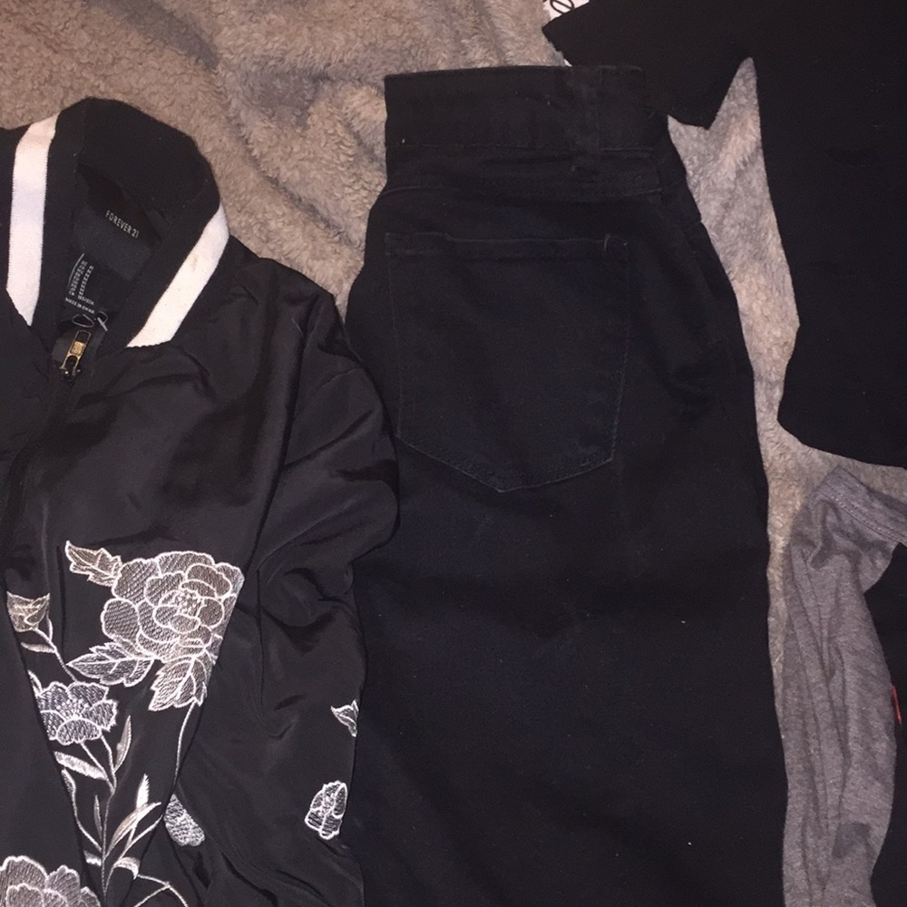 4 item bundle🤩